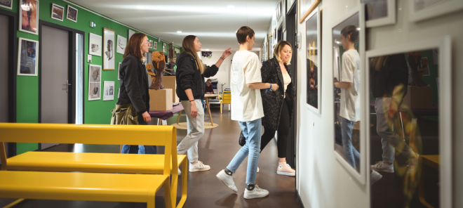 Group of students at ESMA