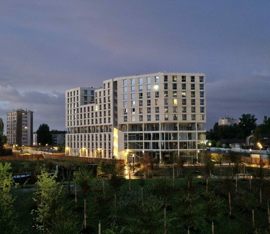 campus de bordeaux in france